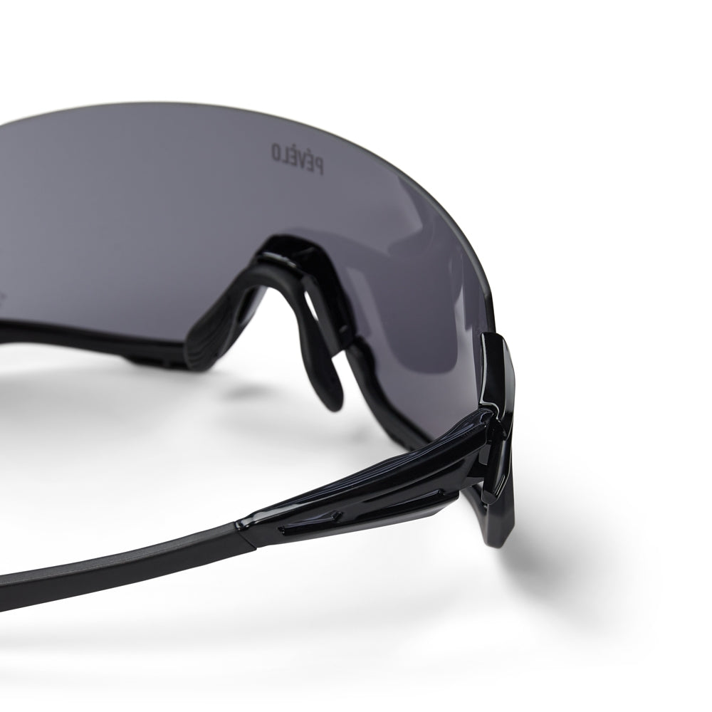 PÉVÈLO Epic Solbriller - All Black